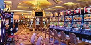 Meja baccarat langsung dalam mode demo